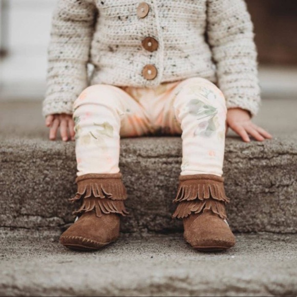 Infant Fringe Brown Boots for Baby Girls - Picture 3 of 3